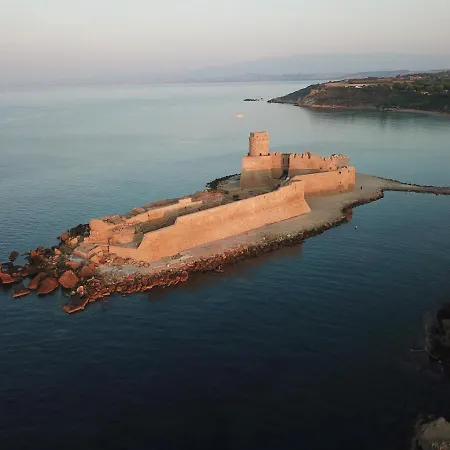 Miramare Di Antonella Ranieri Frühstückspension Le Castella (Calabria)