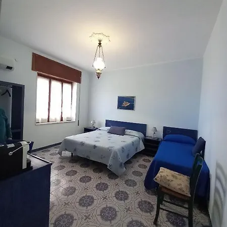 Miramare Di Antonella Ranieri ベッド・アンド・ブレックファスト イーゾラ・ディ・カーポ・リッツート