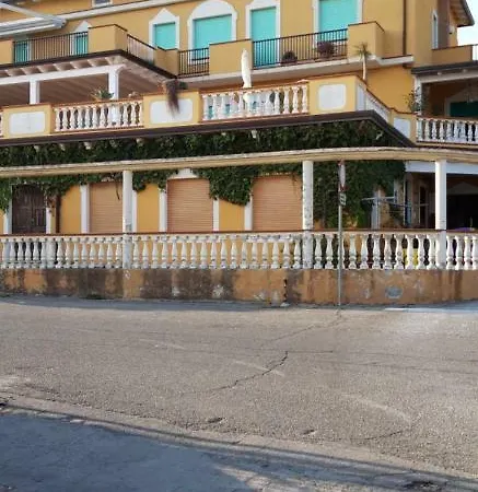 Miramare Di Antonella Ranieri 3*