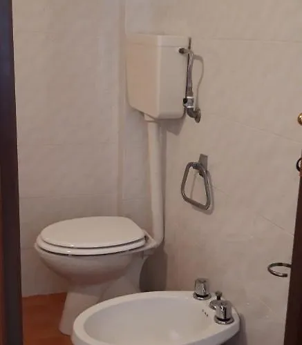 Miramare Di Antonella Ranieri לינה וארוחת בוקר