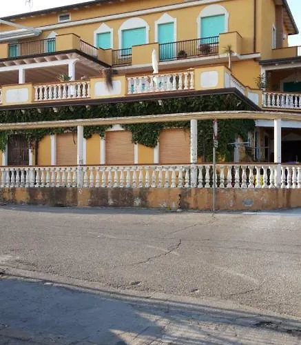 Miramare Di Antonella Ranieri 3*