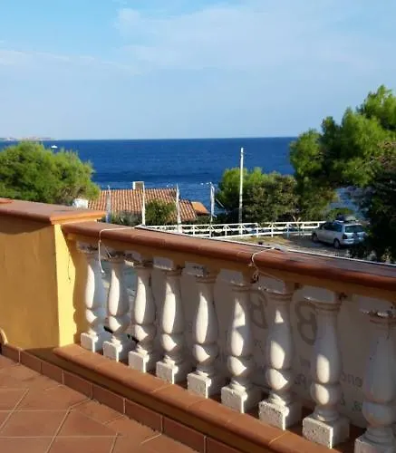 Miramare Di Antonella Ranieri לינה וארוחת בוקר